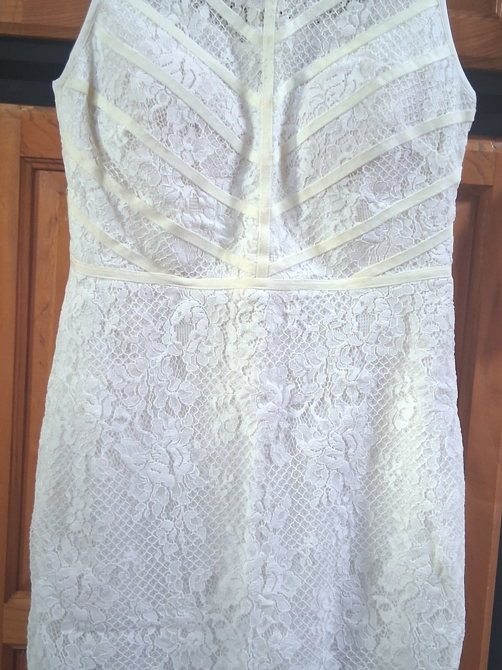Guess Sleeveless Floral Lace Midi Bodycon Dress In Ivory
